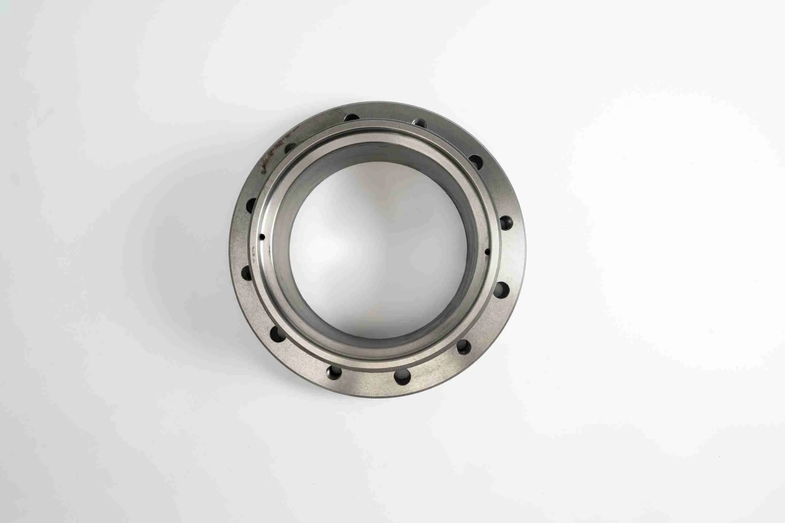 Spider Bushing For Sandvik Cone Crusher - Image 5